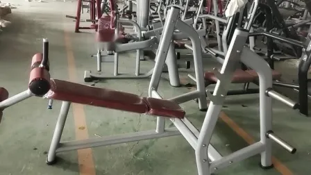 Премиальная плоская скамья для интенсивных силовых тренировок